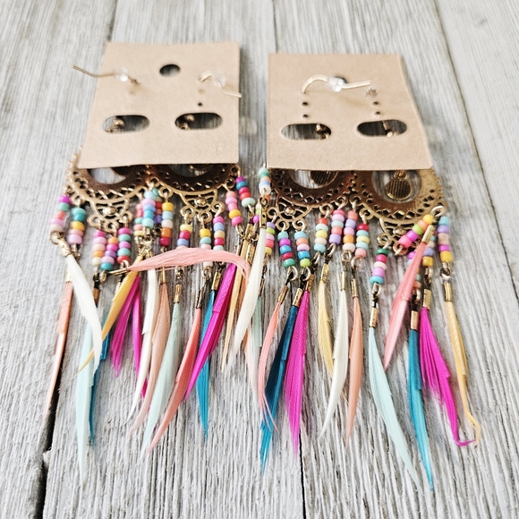 8 Pairs of Bohemian Style Colorful Feather Fashion Jewelry Earrings Lot Costume - Picture 11 of 16